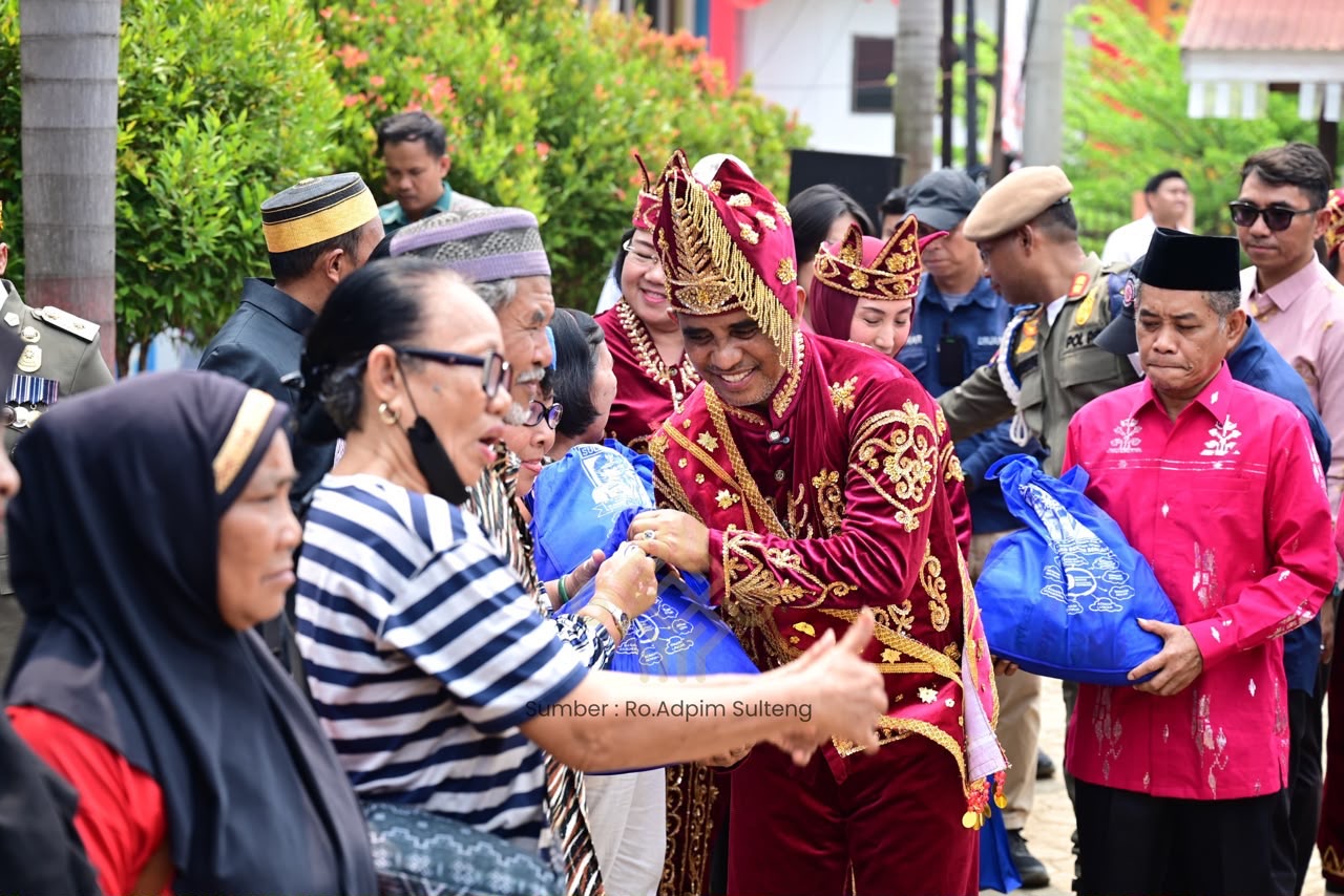 Pemprov Sulteng Salurkan 5.000 Paket Sembako untuk Keluarga Desil 1–4 di Morowali Utara