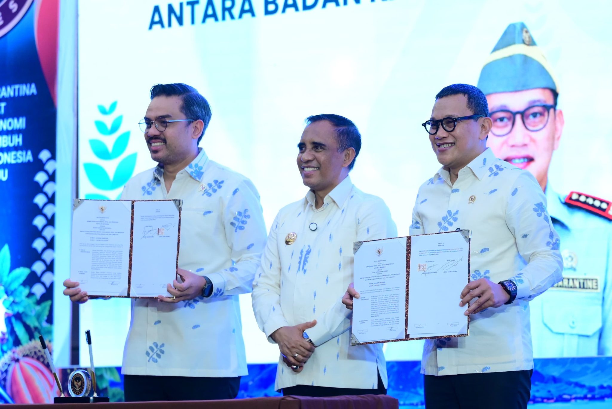 Deklarasi Gerakan 1.000 Pelaku Usaha Ekspor Resmi Digelar, Gubernur Anwar Hafid: UMKM Sulteng Harus Berani Tembus Pasar Global