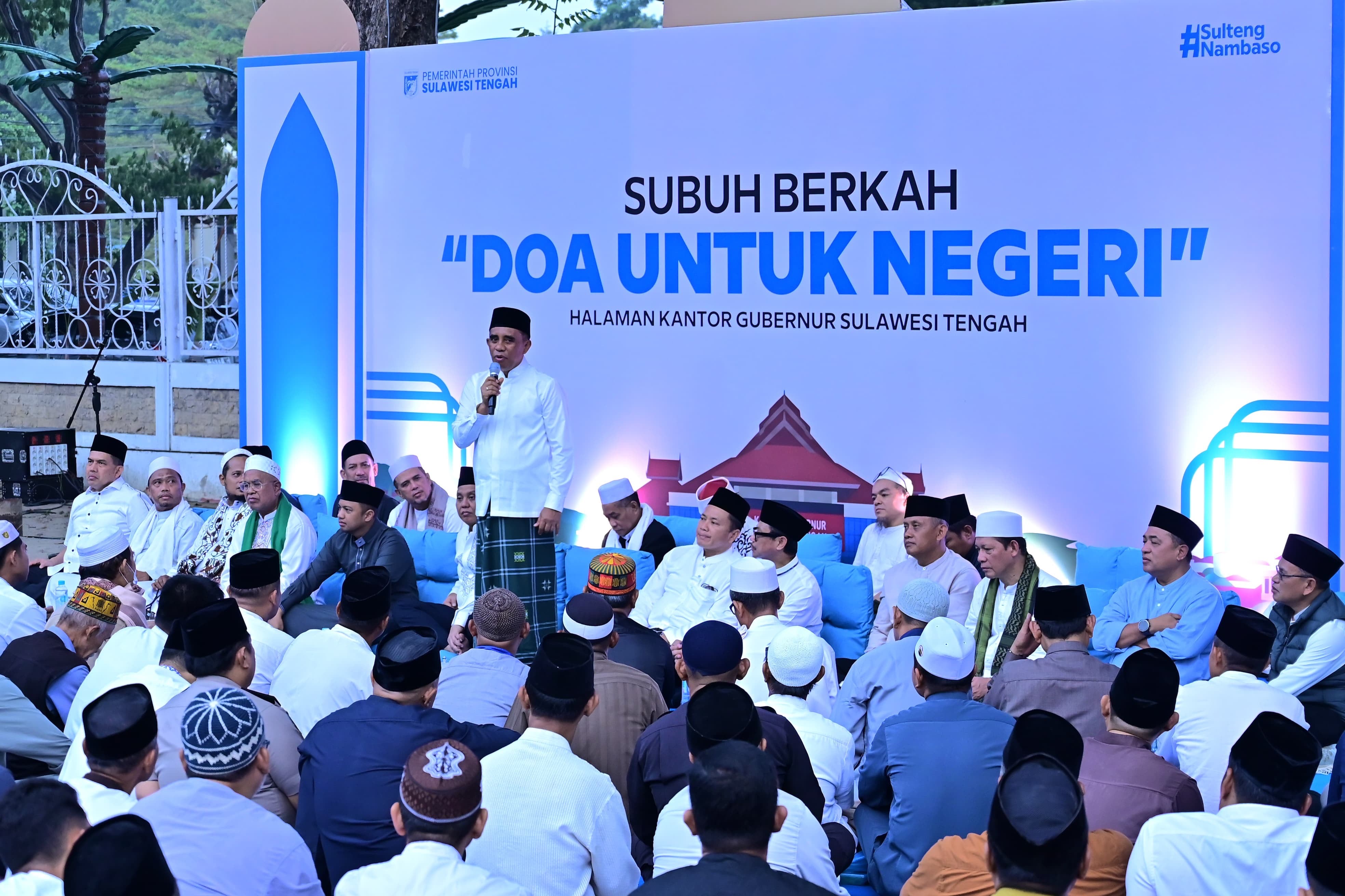 Gubernur Anwar Hafid Imbau Masyarakat Perkuat Doa dan Ibadah di Tengah Kabut Asap Selimuti Sulteng